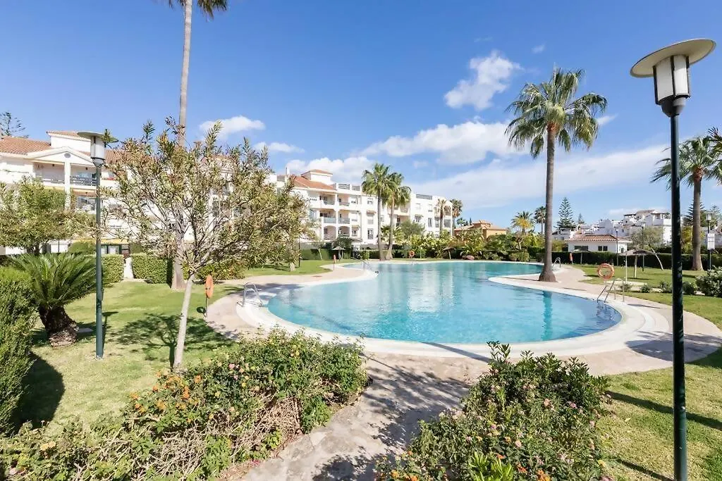 Lorcrisur Corner Ph Apt 3 Bedroom Beach 马尔韦利亚